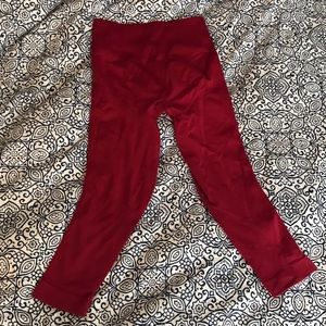 Lululemon crops